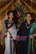 Chez Shetty at Puneet and Karisma_s wedding in Mahalaxmi on 4th Jan 2011 (14).JPG