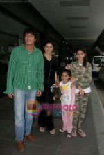 Chunky Pandey spotted at Airport in International Airport, Mumbai on 3rd Jan 2011 (7).JPG