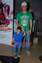 at Ashoka the Hero film premiere in PVR, Juhu on 5th Jan 2011 (2).JPG