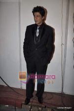 Shahrukh Khan at 17th Annual Star Screen Awards 2011 on 6th Jan 2011 (30).JPG