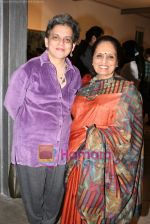 at Raell Padamsee_s art event for underprivileged children in Fort on 7th Jan 2011 (16).JPG