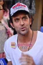Hrithik Roshan on the occasion of his bday at his home on 9th Jan 2011 (6).JPG