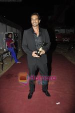 Arjun Rampal at 6th Apsara Film and Television Producers Guild Awards in BKC, Mumbai on 11th Jan 2011 (2).JPG