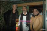 Sudhir Mishra, Prakash Jha at Yeh Saali Zindagi music launch in Marimba Lounge on 13th Jan 2011 (2).JPG