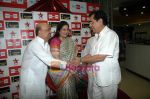 Anuradha Paudwal, Sameer, Jagjit Singh at IMA press meet in Big FM on 17th Jan 2011 (30).JPG