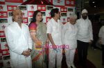 Pyarelal, Anuradha Paudwal, Sameer, Jagjit Singh at IMA press meet in Big FM on 17th Jan 2011 (8).JPG