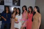 Shilpa Shetty at Olay proof performance in Westin on 19th Jan 2011 (55).JPG