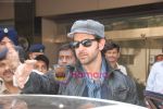 Hrithik Roshan returns from London in Airport on 23rd Jan 2011 (35).JPG