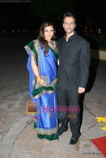 Raveena Tandon at Sameer-Neelam wedding in Taj Land_s End on 23rd Jan 2011 (2).JPG