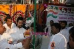 Aamir Khan and Kiran Rao celebrate Republic Day at Dhobi Ghat in Mumbai on 26th Jan 2011 (4).JPG