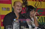 Anupam Kher, Katrina Kaif at Tonite This Savage Rite book launch in Crossword, Mumbai on 27th Jan 2011 (4).JPG