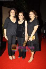 at Ritu Kumar show in Taj Land_s End on 30th Jan 2011 (4).JPG