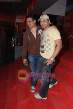 Dabboo Malik at the Premiere of Yeh Saali Zindagi in Cinema , Mumbai on 2nd Feb 2011 (2).JPG