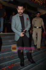 Aamir Khan at the Premiere of Hum Dono Rangeen in Cinemax on 3rd Feb 2011 (5).JPG