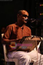 at Zakir Hussain concert in Shanmukhanand on 3rd Feb 2011 (9).JPG