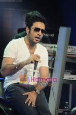 Shekhar Ravjiani online Hungama concert in Mahboob on 9th Feb 2011 (2).JPG
