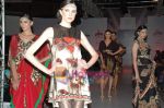 Model walks the ramp for Pria Kataria Puri at Bangalore fashion week on 10th Feb 2011 (9).JPG