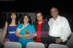 at Taz_s film mahurat Chal Joothey in Blue Waters on 10th Feb 2011 (12).JPG