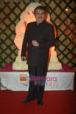 Raza Murad at Mayfair Anniversary bash in Worli, Mumbai on 11th Feb 2011 (50).JPG