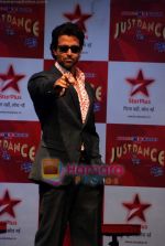 Hrithik Roshan at the launch of Just Dance show in Filmistan on 17th Feb 2011 (20).JPG