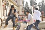 Shahid Kapoor, Virender Sehwag, Zaheer Khan shoot for Colgate MaxFresh Gel Ad in Panvel Maharashtra on 21st Feb 2011 (2).JPG