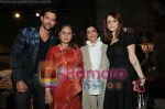 hrithik roshan, jaya bachchan, pinky roshan& sussanne roshan at the Launch of Suzanne Roshan_s The Charcoal Project in Andheri, Mumbai on 27th Feb 2011~0.JPG