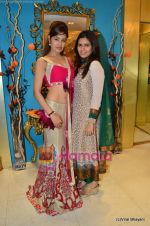Yuvika Chaudhary at the launch of designer Manali Jagtap_s store in Mumbai on 4th March 2011 (19).JPG