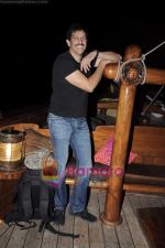 Kabir Khan at Dipannita Sharma_s yacht party in Mumbai on 5th March 2011 (2).JPG