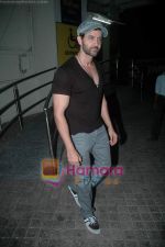 Hrithik Roshan snapped at multiplex in Juhu on 6th March 2011 (4).JPG