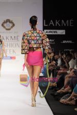 Model walks for Parvesh and Jai at Lakme Fashion Week 2011 Day 1 in Grand Hyatt, Mumbai on 10th March 2011 (48).JPG