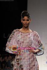 Model walks for Parvesh and Jai at Lakme Fashion Week 2011 Day 1 in Grand Hyatt, Mumbai on 10th March 2011 (58).JPG