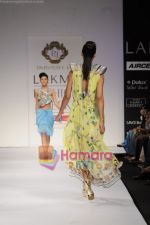 Model walks for Parvesh and Jai at Lakme Fashion Week 2011 Day 1 in Grand Hyatt, Mumbai on 10th March 2011 (62).JPG