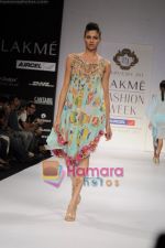 Model walks for Parvesh and Jai at Lakme Fashion Week 2011 Day 1 in Grand Hyatt, Mumbai on 10th March 2011 (66).JPG