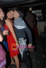 Rohit Verma, Dimpy Ganguly at Rashmi Bagga_s birthday bash in Vie Lounge on 10th March 2011.JPG