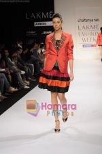 at Chaiyanya Rao_s show at Lakme Fashion Week 2011 Day 1 in Grand Hyatt, Mumbai on 10th March 2011 (11).JPG