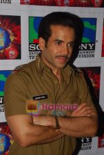 Tusshar Kapoor on the sets of Comedy Circus in Mohan Studios on 14th March 2011 (8).JPG