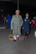 Javed Akhtar in Mumbai Airport on 18th March 2011 (30).JPG
