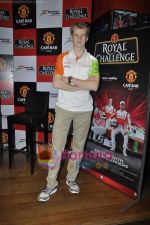 at Force India event with Adrian Sutil in Man United cafe , Mumbai on 18th March 2011 (3).JPG