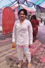 Ananya Banerjee at Usha Aggarwal_s holi bash in Mukesh Mills on 20th March 2011 (85).JPG
