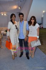 Manish Malhotra at summer collection at Souther Command Polo Cup hosted by Audi in Amateur Riders Club on 19th March 2011 (12).JPG