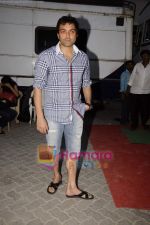 Bobby Deol snapped at Mehboob Studios in Bandra on 23rd March 2011 (49).JPG