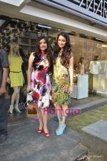 Shraddha Kapoor at Marc Cain store launch in Juhu, Mumbai on 25th March 2011 (6).JPG