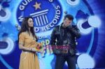 Preity Zinta, Salman Khan on the sets of Guinness World Records in R K Studios on 26th March 2011 (31).JPG