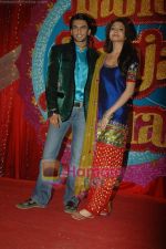 Anushka Sharma and Ranveer Singh at Band Baaja Baraat promo shoot for Sony in Yashraj Studios on 28th March 2011 (73).JPG
