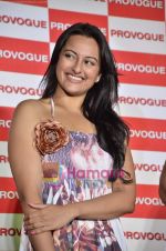 Sonakshi Sinha launch Provogue_s new Spring Summer catalogue in Novotel on 2nd April 2011 (7).JPG