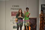 Model walks the ramp for Charu Parashar show on Wills Lifestyle India Fashion Week 2011 - Day 2 in Delhi on 7th April 2011 (3).JPG