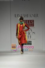 Model walks the ramp for Urvashi Kaur show on Wills Lifestyle India Fashion Week 2011 - Day 1 in Delhi on 6th April 2011 (30).JPG