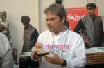 Vishal Bharadwaj at the launch of Amole Gupte_s Stanley ka Dabba in Menboob,  Mumbai on 6th April 2011 (3).JPG