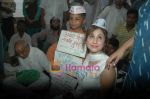 Urmila Matondkar support Anna Hazare movement in Azad Maidan, Mumbai on 8th April 2011 (2).JPG