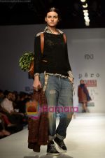 Model walks the ramp for Pero show on Wills Lifestyle India Fashion Week 2011 � Day 4 in Delhi on 9th April 2011 (20).JPG